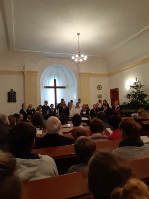 Karácsonyi hangverseny és szertetvendégség 2019. Karácsonyi hangverseny és szertetvendégség 2019.